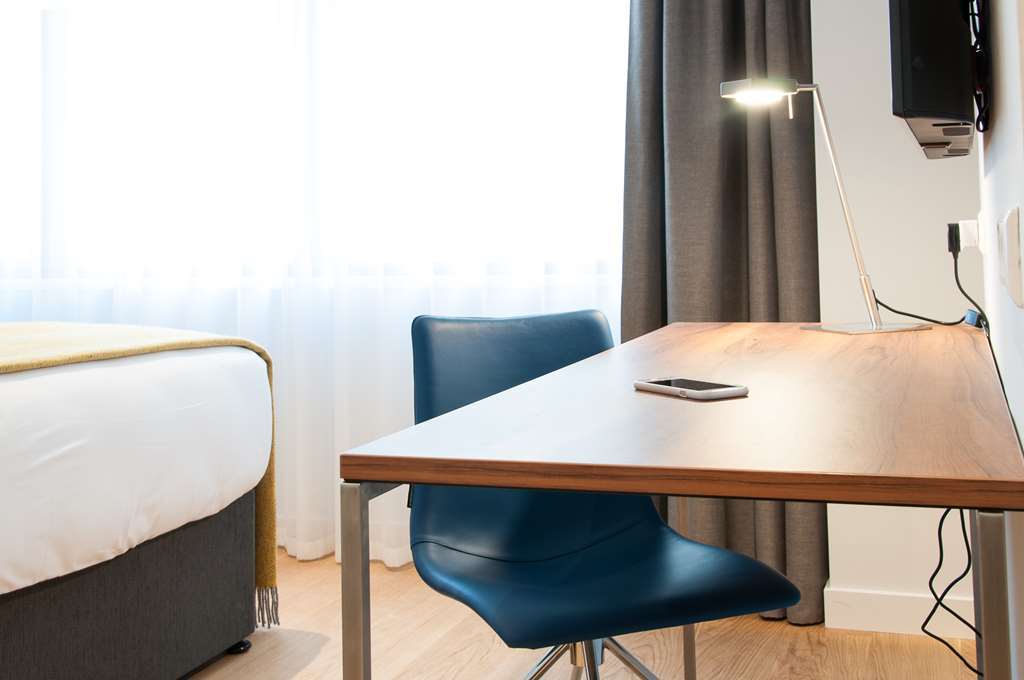 Premier Suites Plus Rotterdam Bilik gambar